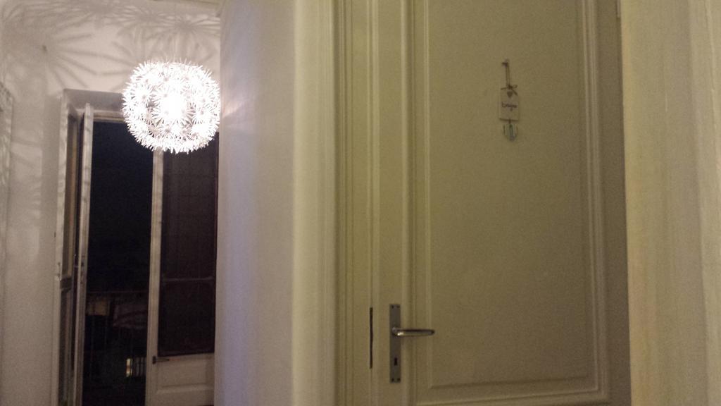 A 2 Passi Da Palazzo Reale Apartment Торино Екстериор снимка